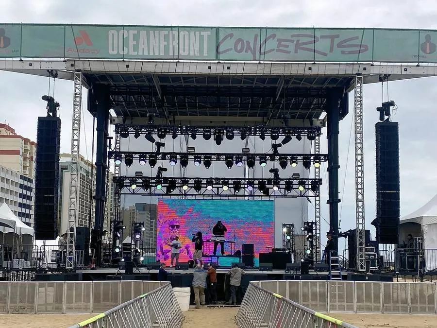 APEX 4240 stage at an oceanfront concert series
